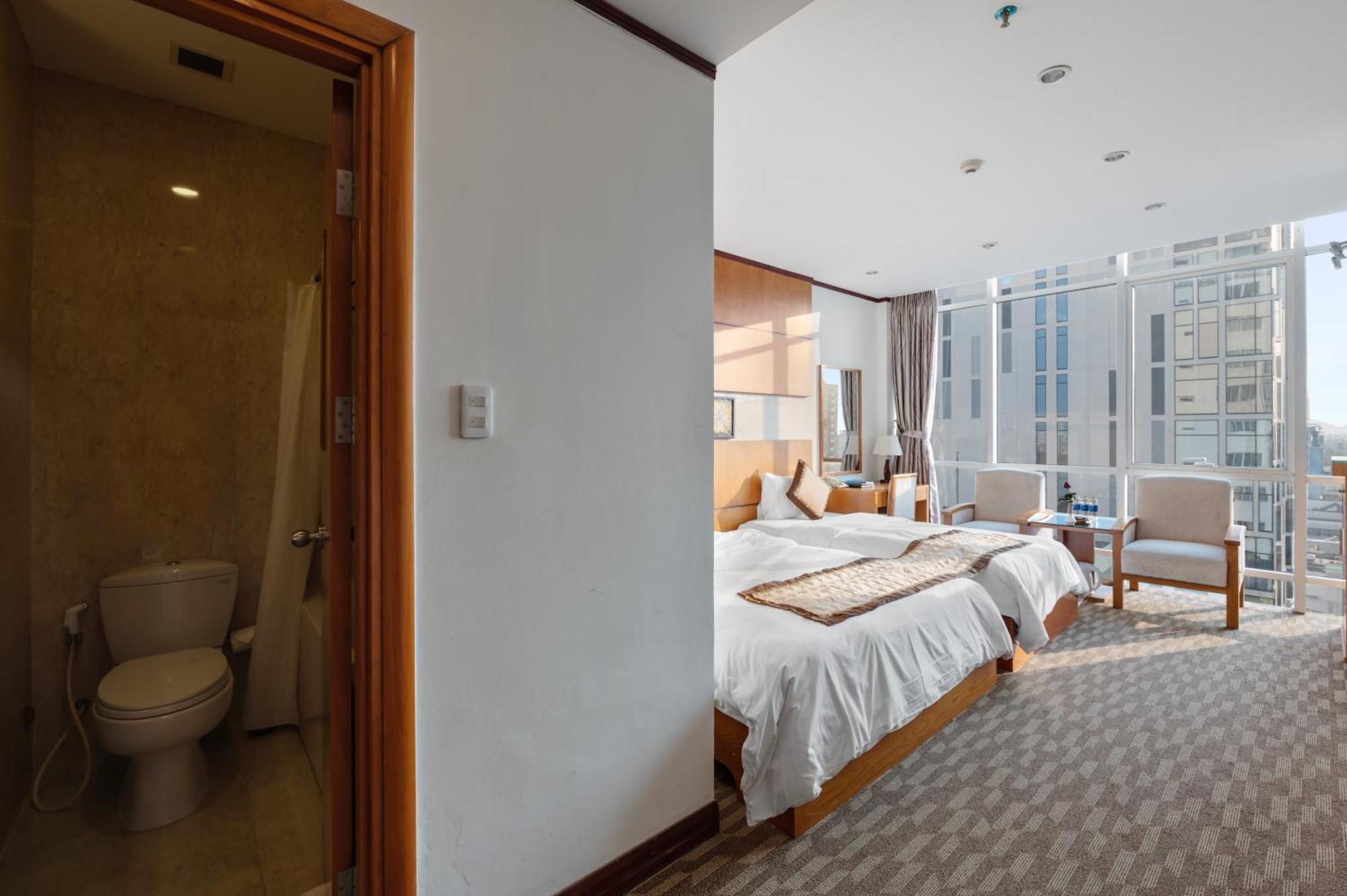 Danang Petro Hotel Exterior photo
