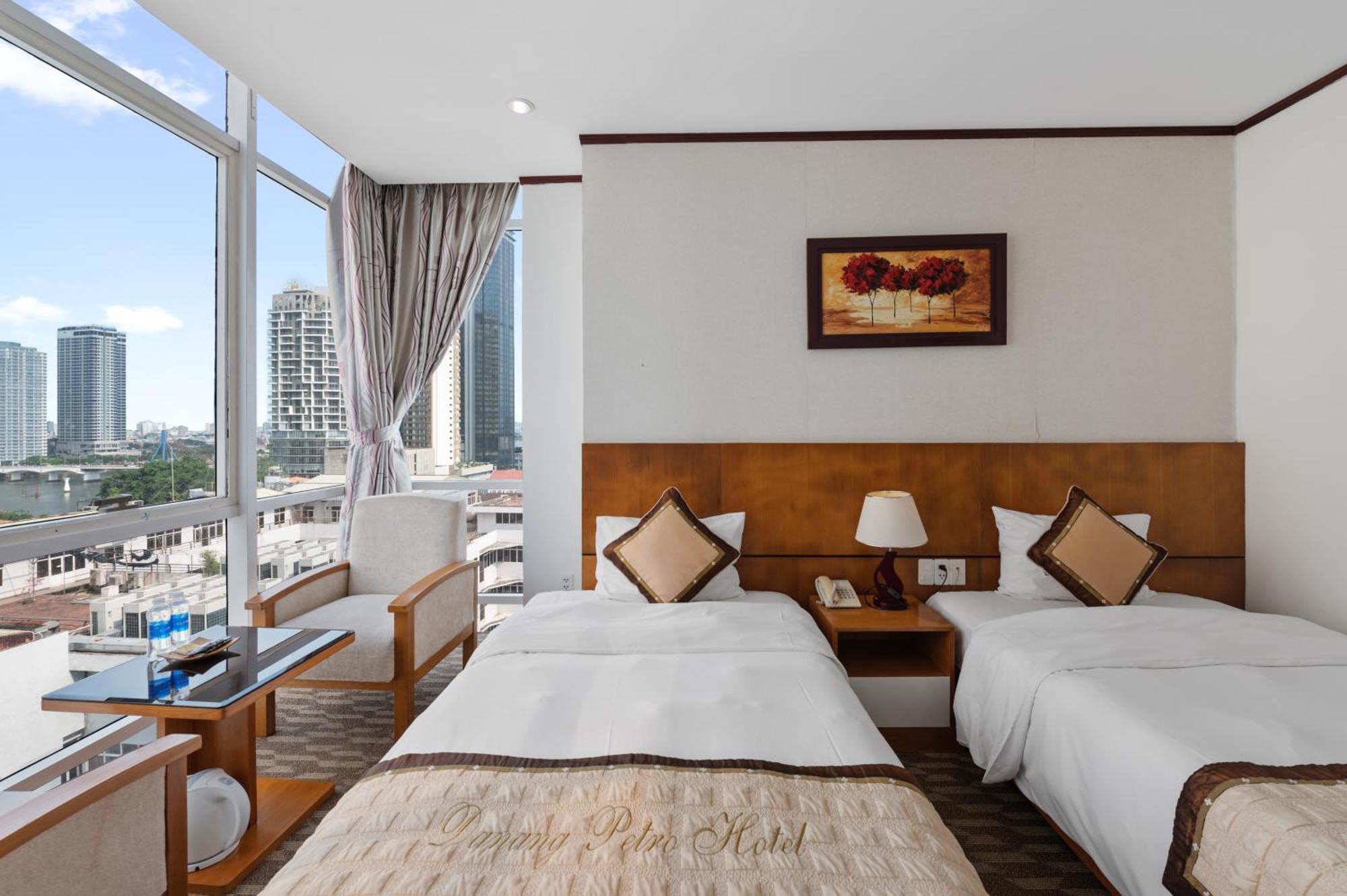 Danang Petro Hotel Exterior photo