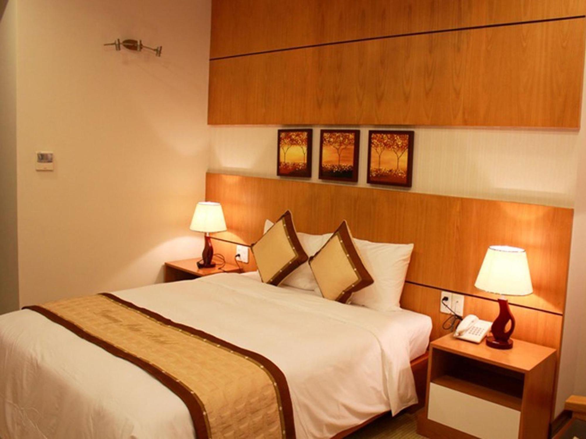 Danang Petro Hotel Exterior photo