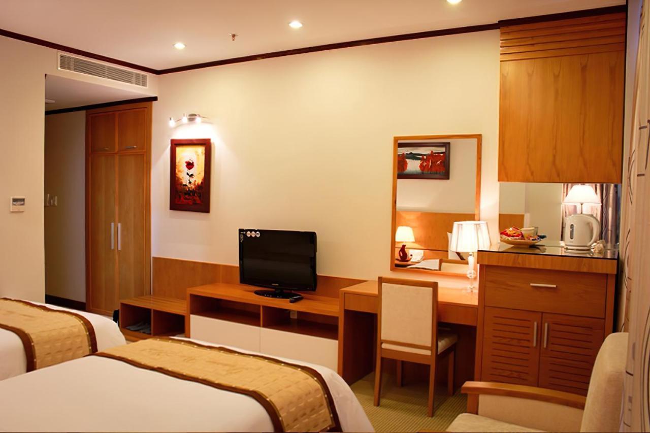 Danang Petro Hotel Exterior photo